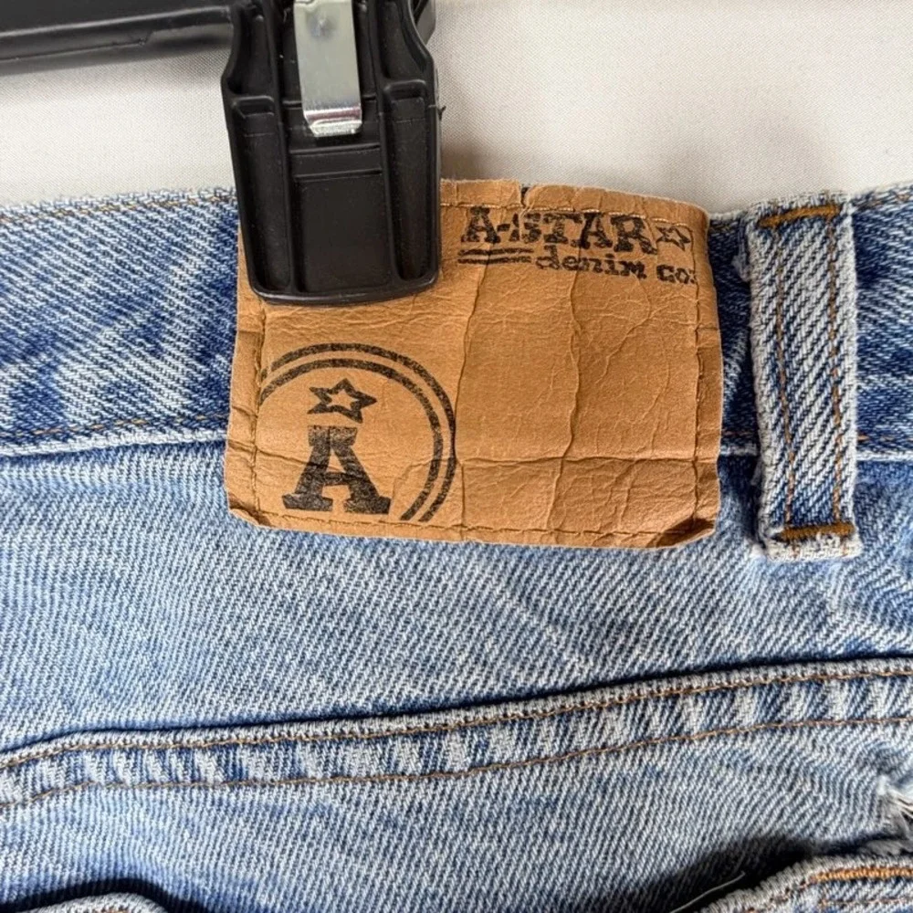 A-Star Denim Co Sugar Skull Embroidered Distressed Light Wash Jeans Mens 32x31